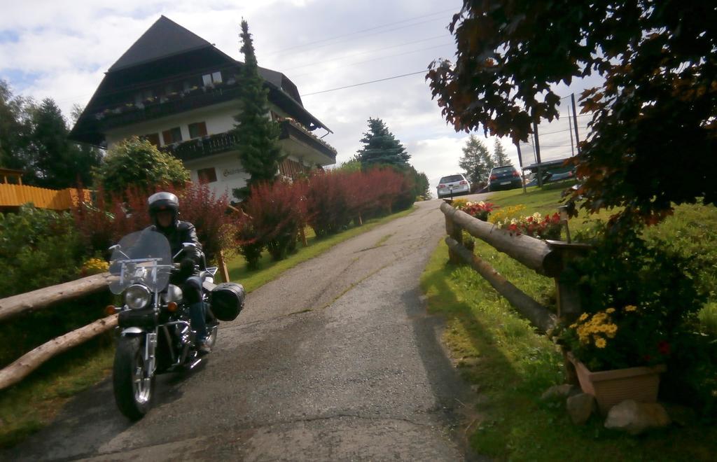 Gaestehaus Bischof Schoeder Bagian luar foto